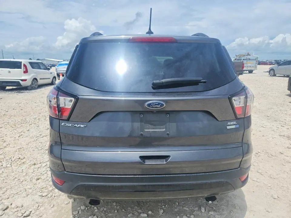 2018 FORD ESCAPE SEL  