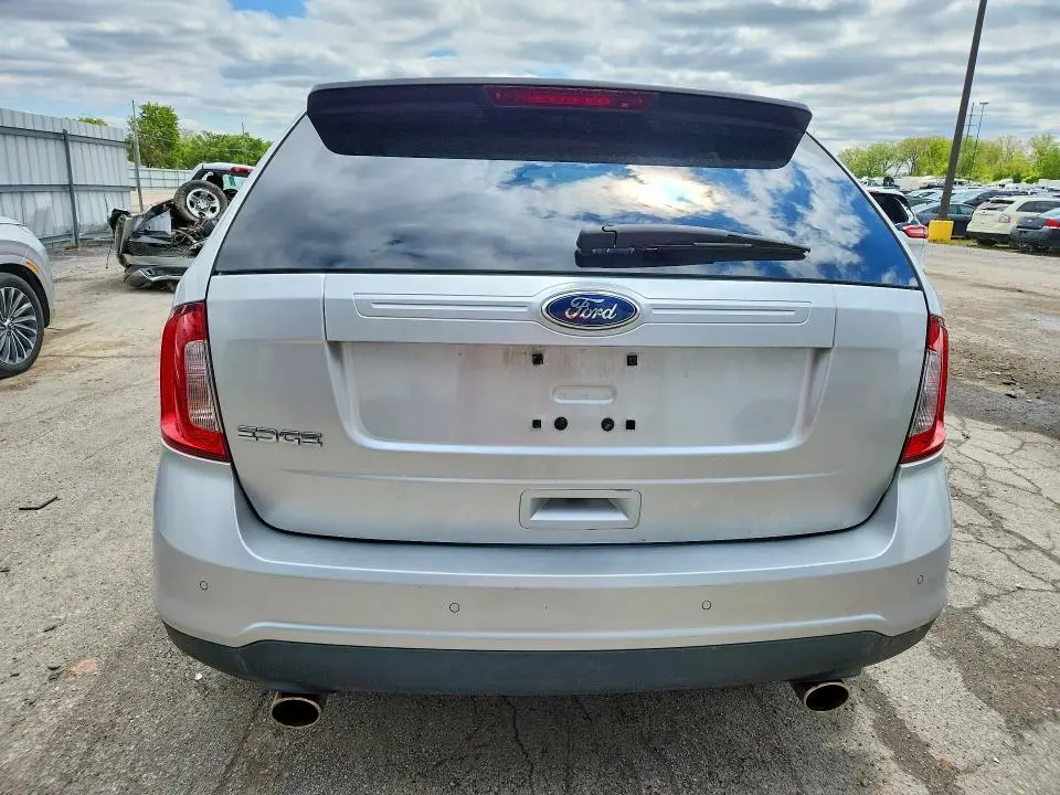 2011 FORD EDGE SE  