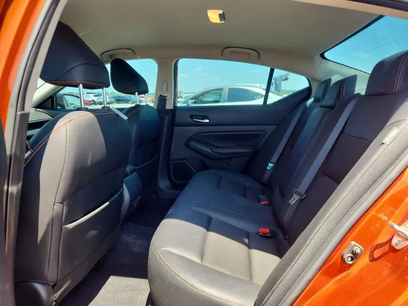2021 NISSAN ALTIMA SR  