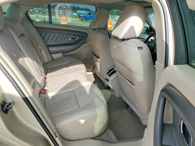 2010 FORD TAURUS SEL  