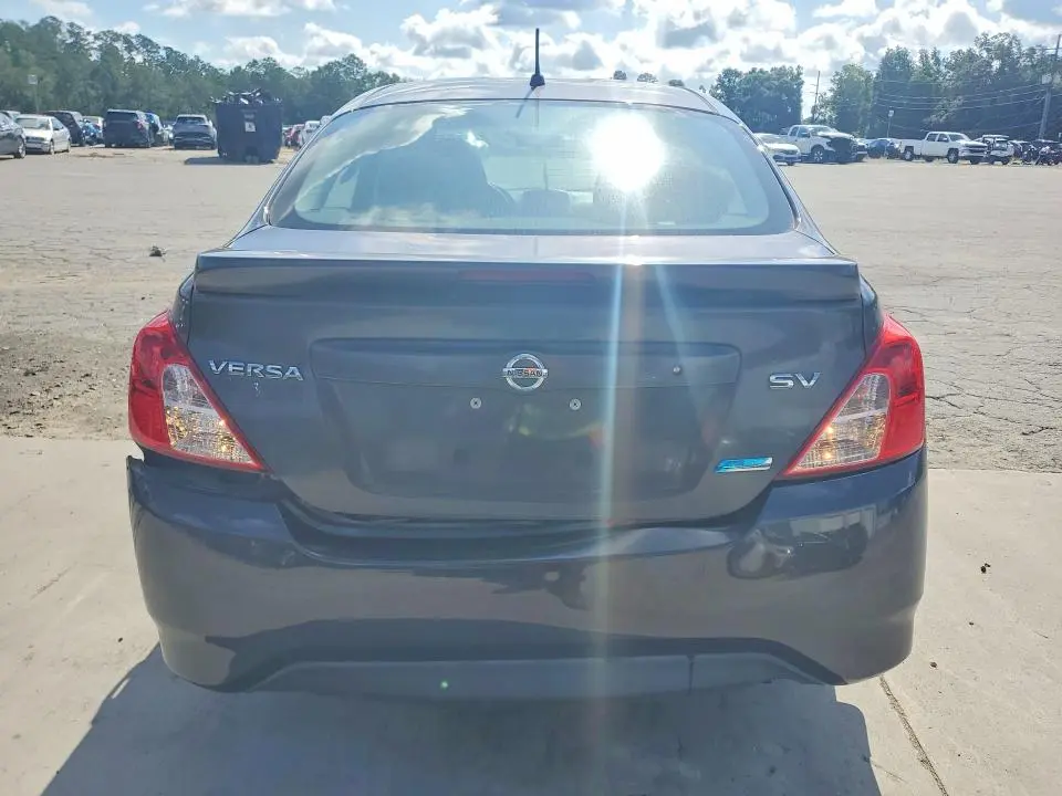 2015 NISSAN VERSA 1.6 SV  