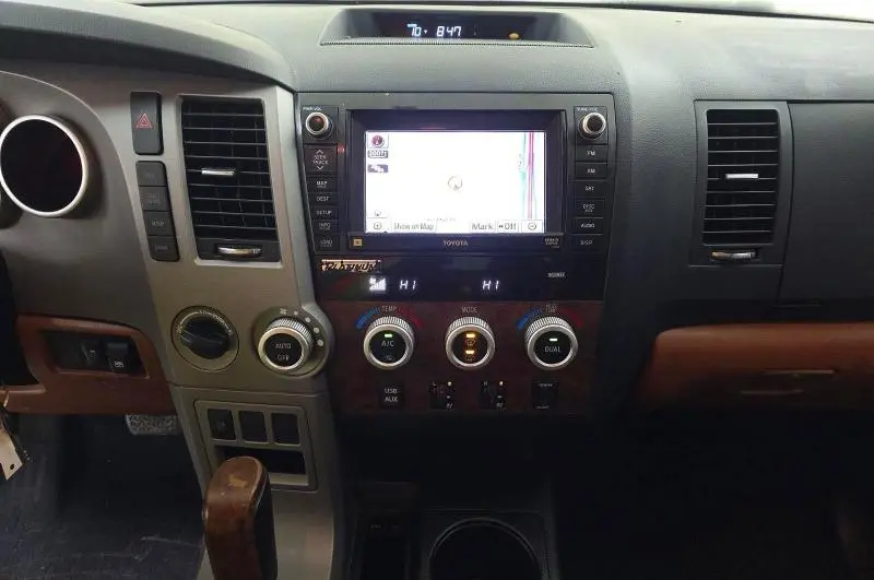 2013 TOYOTA TUNDRA PLATINUM  