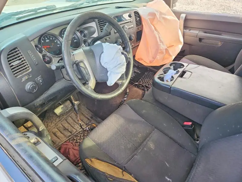 2011 CHEVROLET SILVERADO K2500 HEAVY DUTY LT  