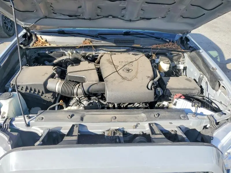 2019 TOYOTA TACOMA SR5 V6  