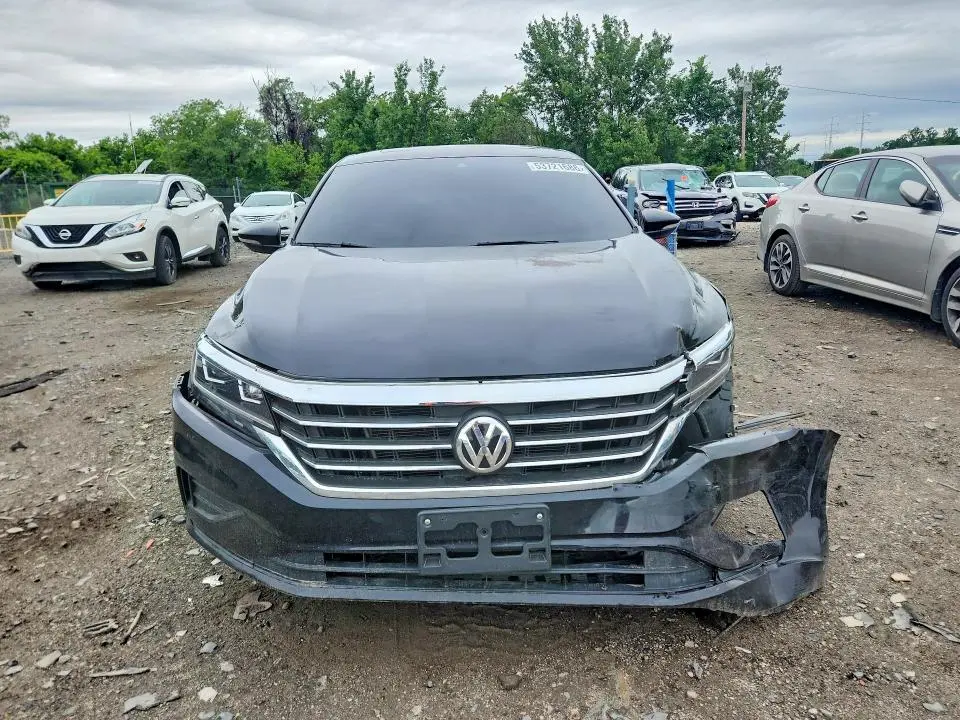 2021 VOLKSWAGEN PASSAT SE  