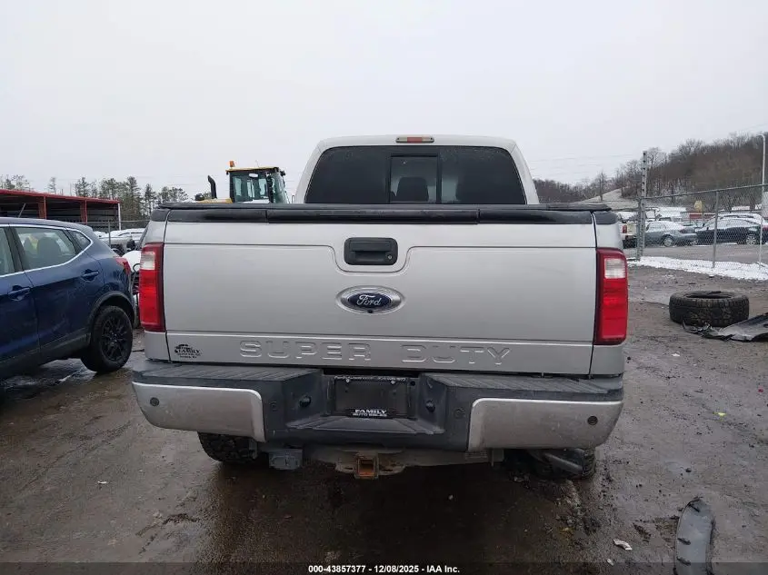 2016 FORD F-250 LARIAT