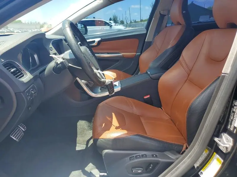 2016 VOLVO S60 PREMIER  