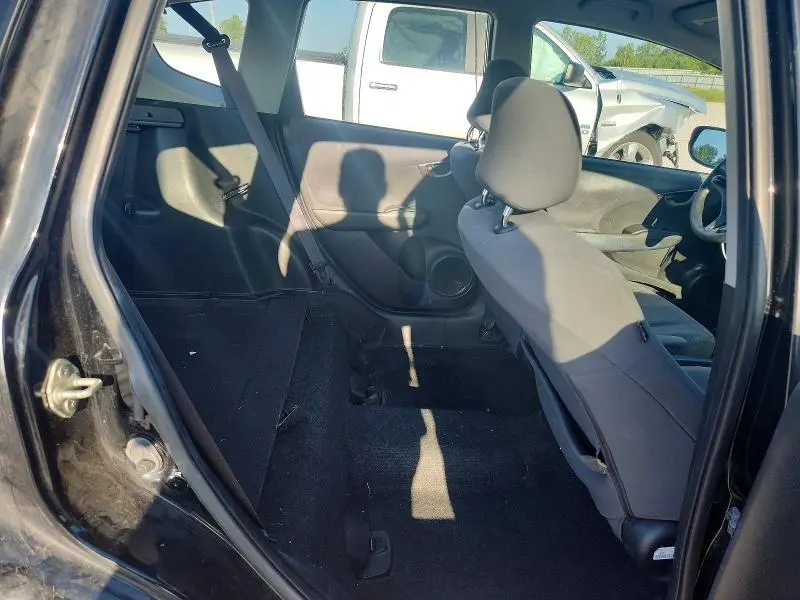 2010 HONDA FIT   