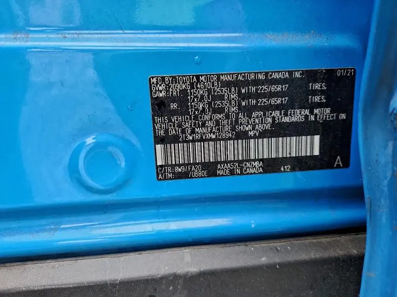 2021 TOYOTA RAV4 XLE  