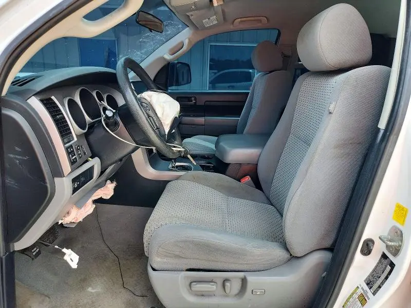 2011 TOYOTA TUNDRA DOUBLE CAB SR5  