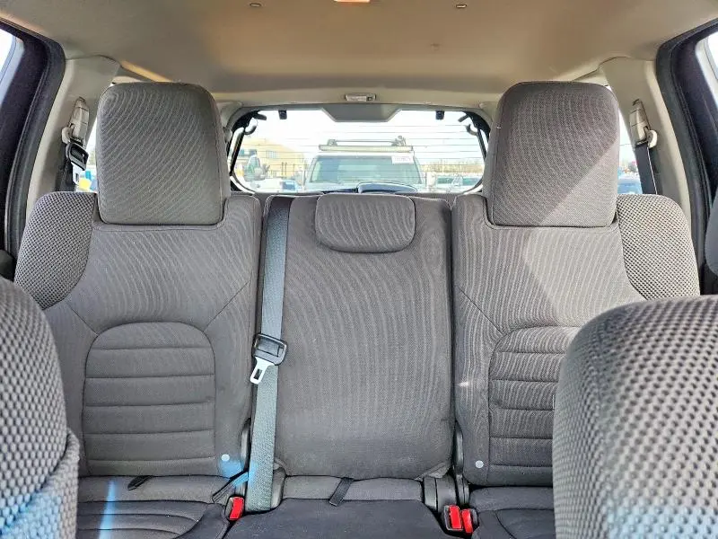 2012 NISSAN PATHFINDER S  