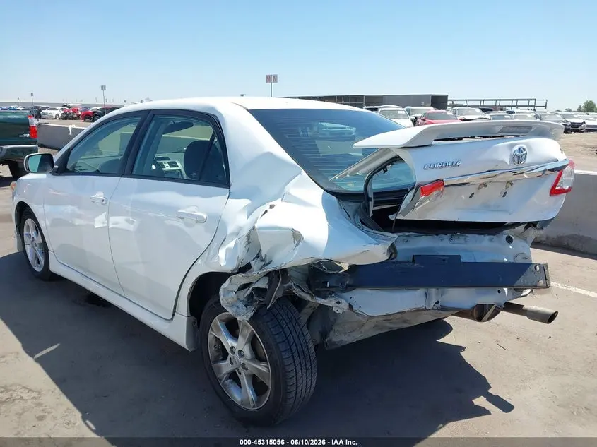 2013 TOYOTA COROLLA S