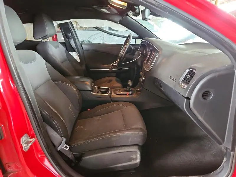 2016 DODGE CHARGER SE  