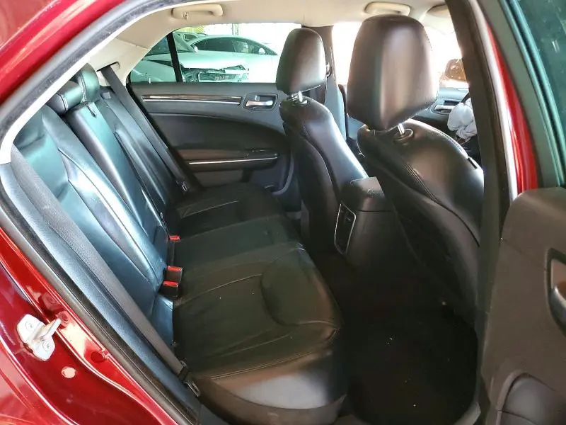 2015 CHRYSLER 300 LIMITED  