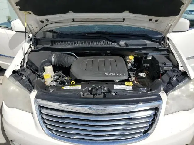 2013 CHRYSLER TOWN & COUNTRY TOURING  