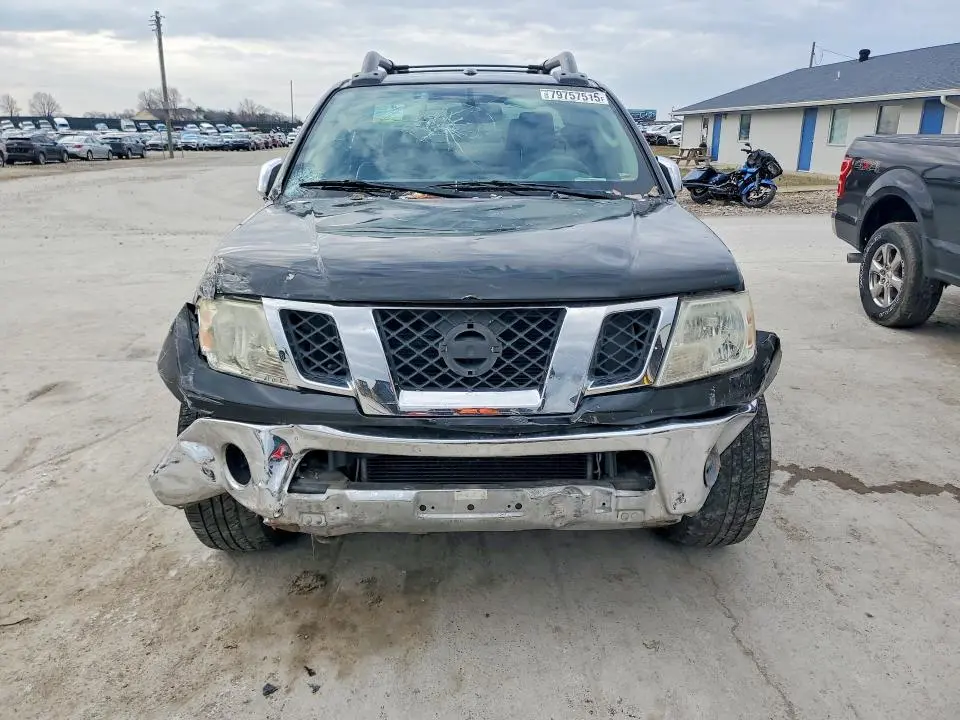 2011 NISSAN FRONTIER S  