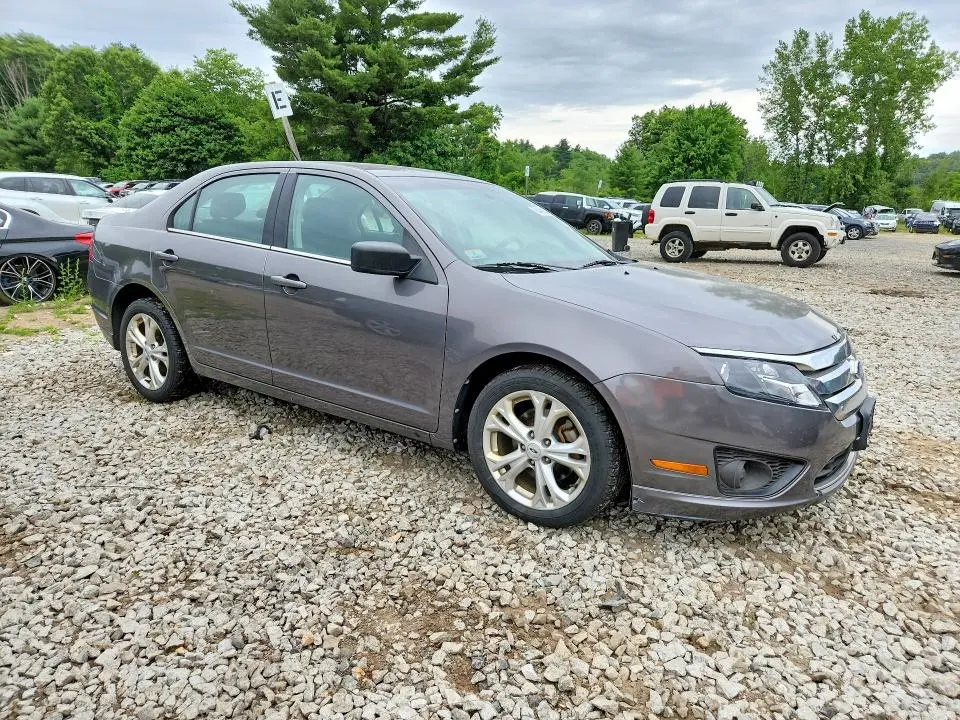 2012 FORD FUSION SE  