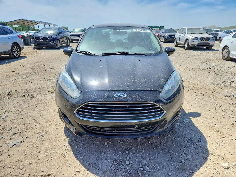 2017 FORD FIESTA SE  