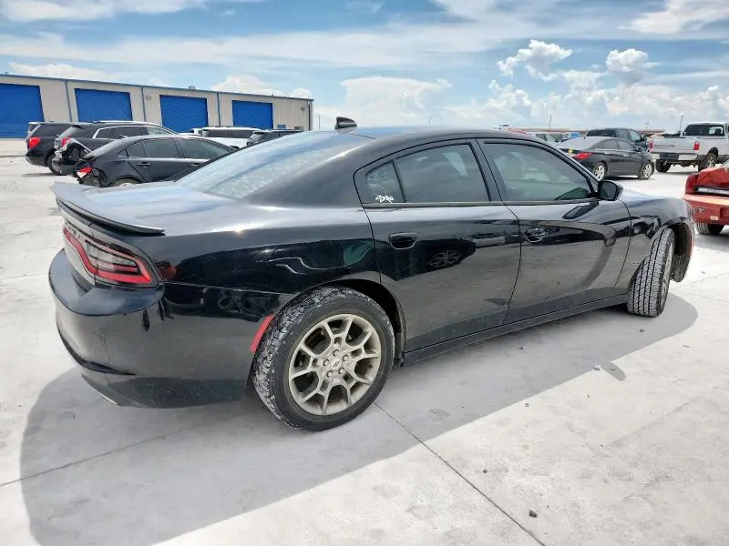 2017 DODGE CHARGER SXT  