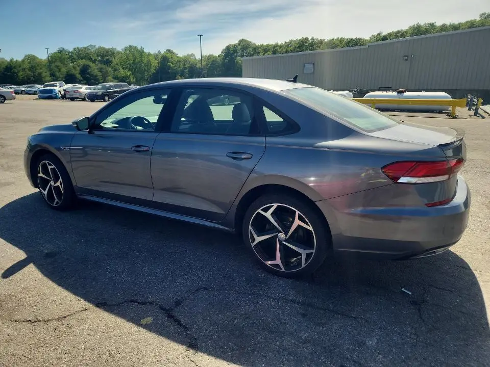 2021 VOLKSWAGEN PASSAT R-LINE  