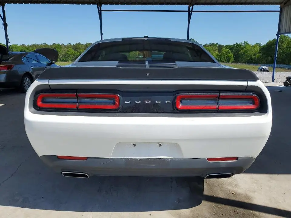 2017 DODGE CHALLENGER SXT  