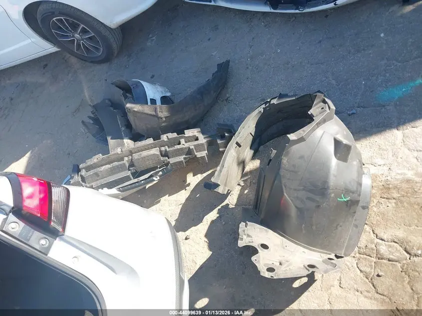 2021 NISSAN VERSA SV XTRONIC CVT