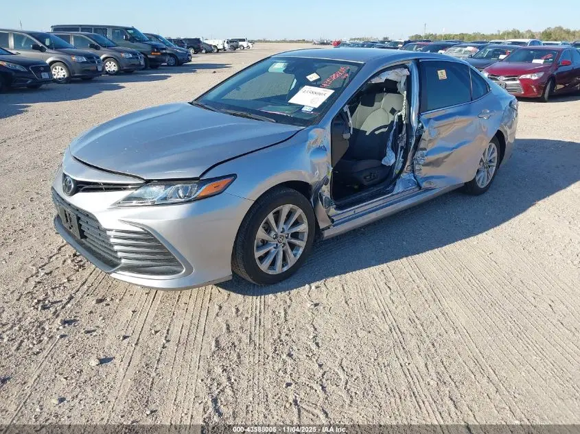 2024 TOYOTA CAMRY LE