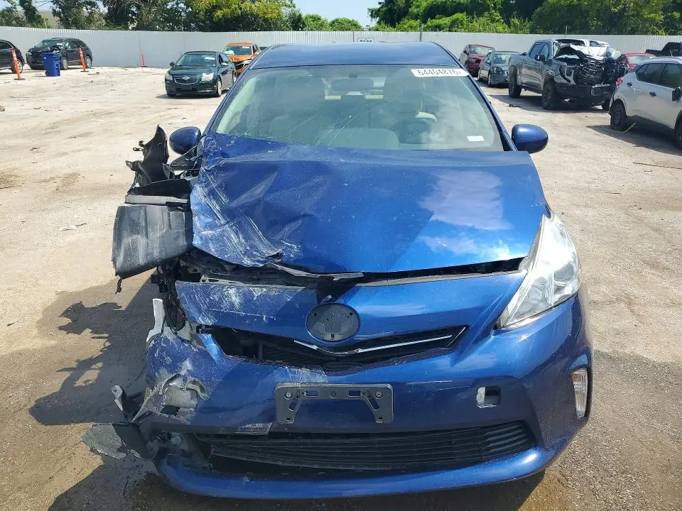 2012 TOYOTA PRIUS V THREE  
