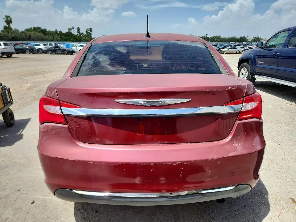 2013 CHRYSLER 200 LX  