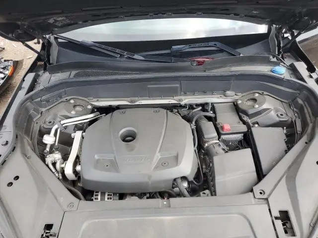 2016 VOLVO XC90 T6  