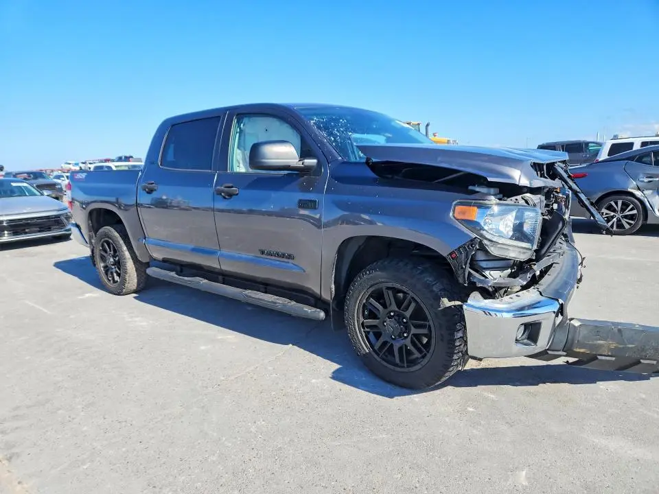 2021 TOYOTA TUNDRA SR5  