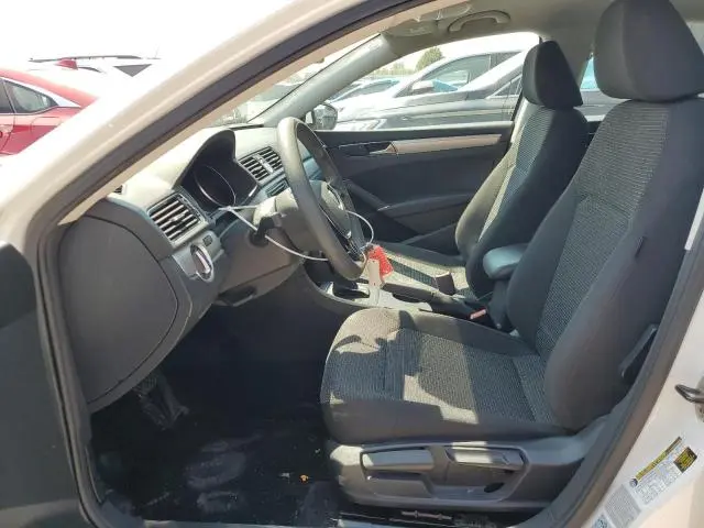 2016 VOLKSWAGEN PASSAT S  