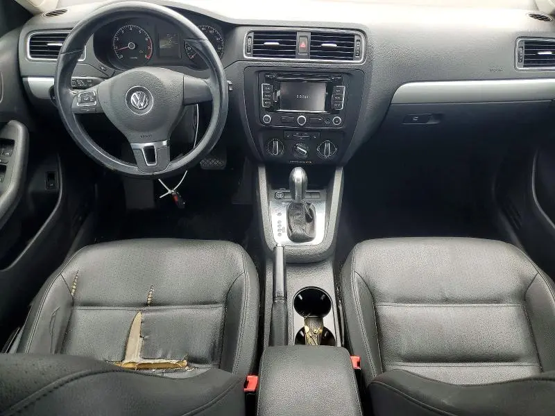 2011 VOLKSWAGEN JETTA SEL  