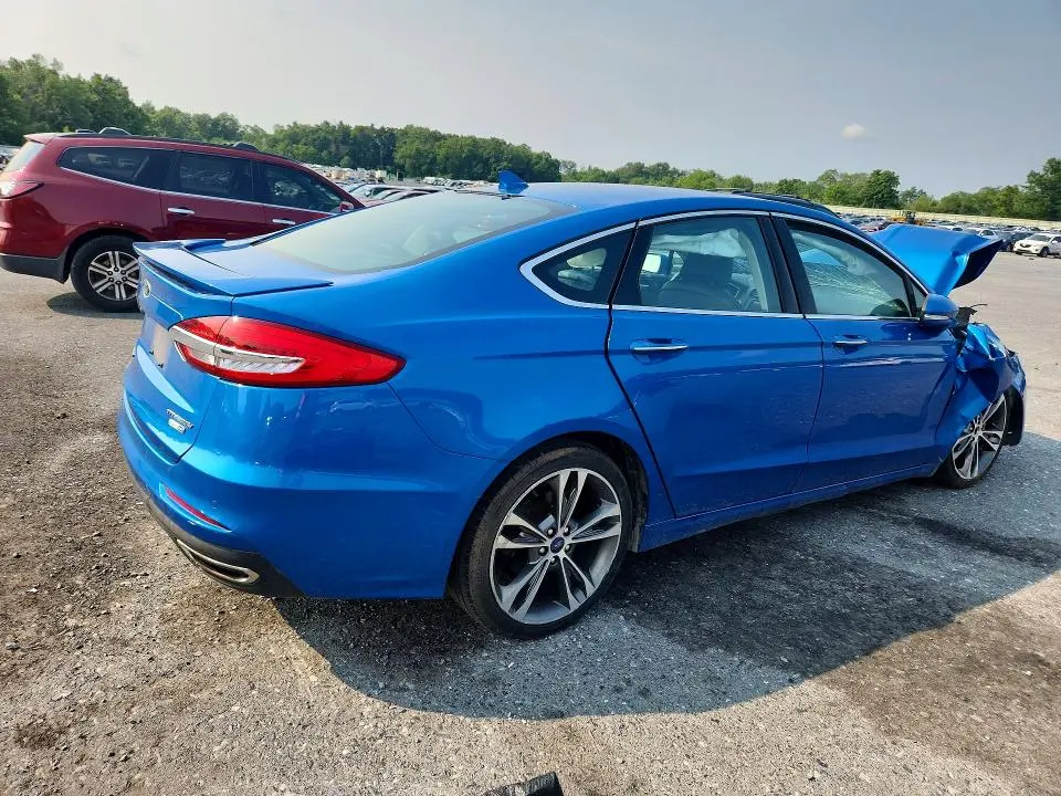 2020 FORD FUSION TITANIUM  
