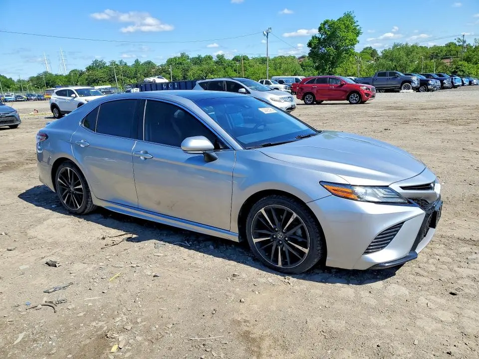 2019 TOYOTA CAMRY XSE  