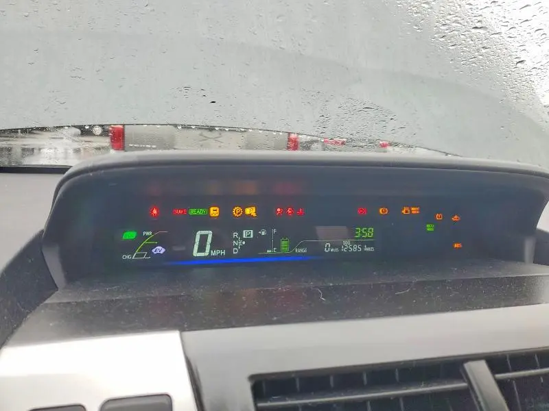 2012 TOYOTA PRIUS V THREE  