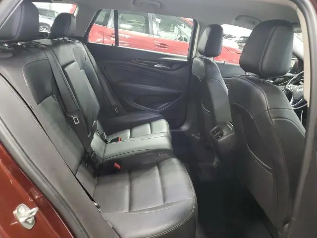 2018 BUICK REGAL TOURX ESSENCE  