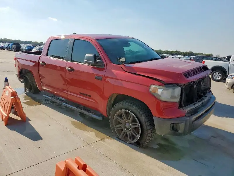 2020 TOYOTA TUNDRA CREWMAX SR5  