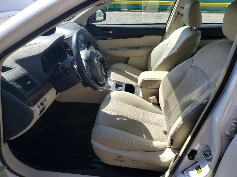 2013 SUBARU LEGACY 2.5I LIMITED  