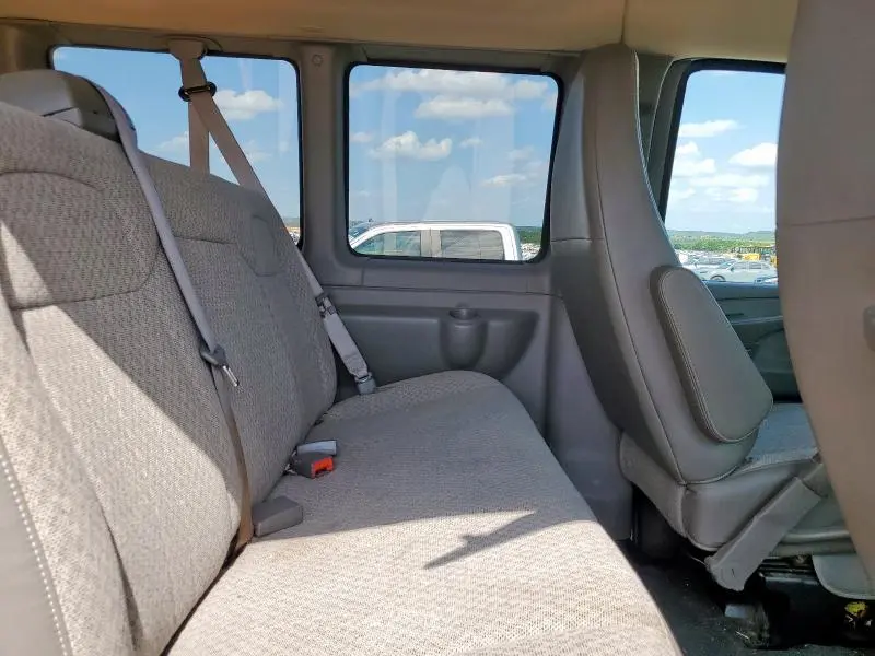2013 CHEVROLET EXPRESS G3500 LT  