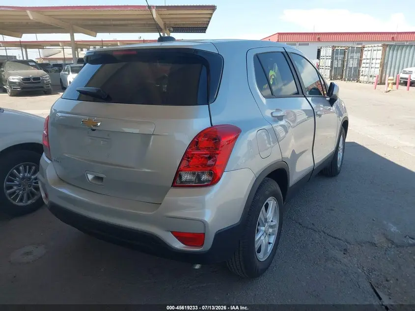 2022 CHEVROLET TRAX FWD LS