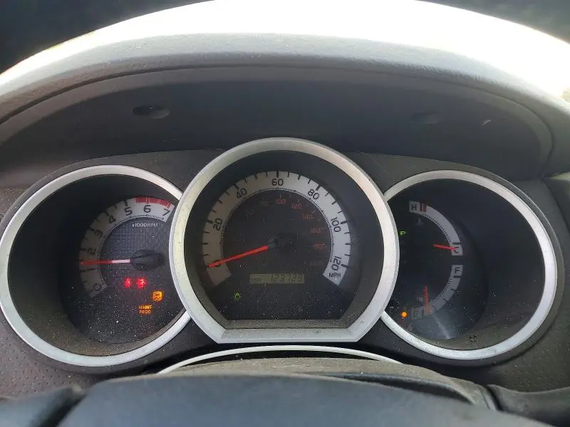 2015 TOYOTA TACOMA V6  