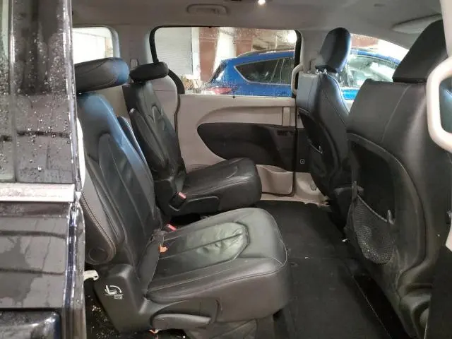 2017 CHRYSLER PACIFICA TOURING L  