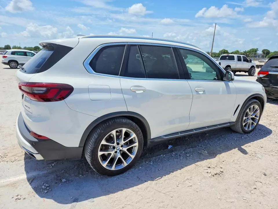 2022 BMW X5 SDRIVE 40I  