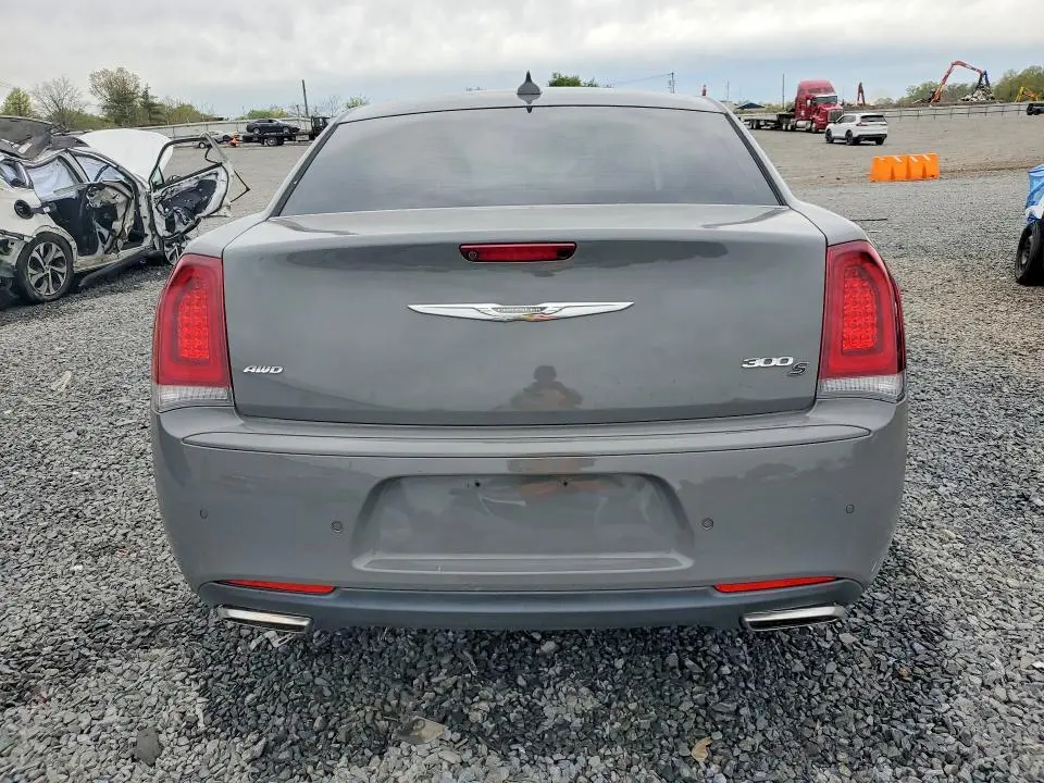 2019 CHRYSLER 300 S  