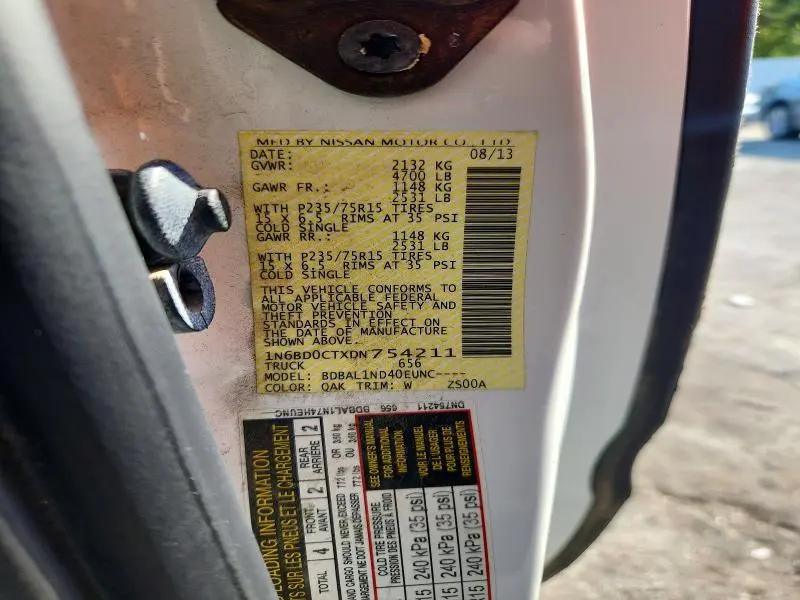 2013 NISSAN FRONTIER S  
