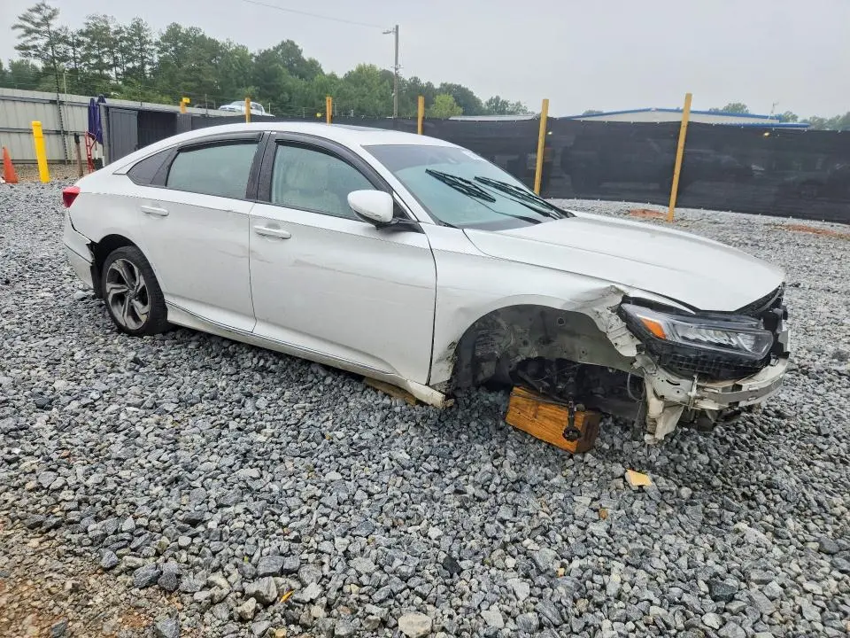 2018 HONDA ACCORD EX  