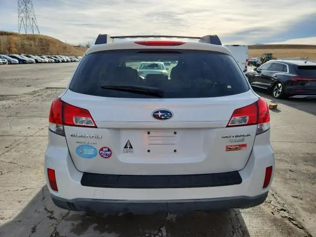 2010 SUBARU OUTBACK 2.5I PREMIUM  