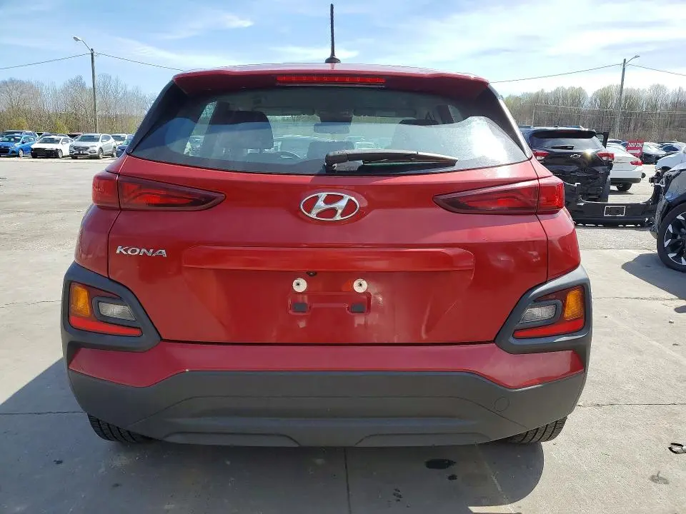 2021 HYUNDAI KONA SE  