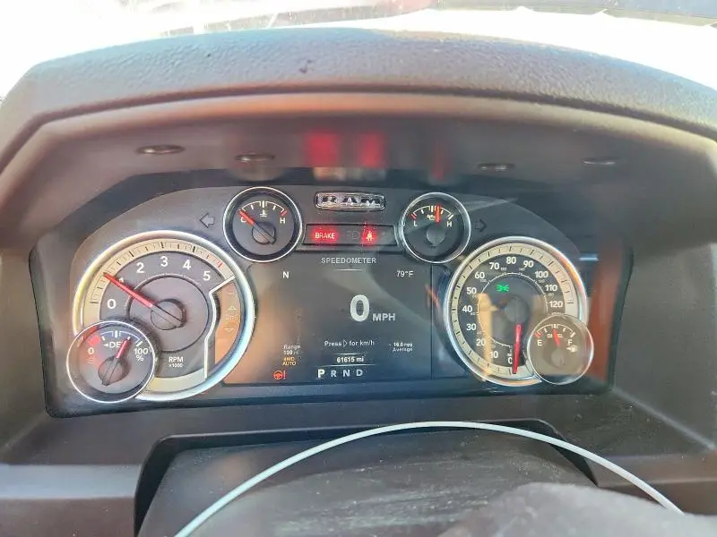 2017 RAM 1500 SLT  